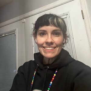 Meet your Posher, Jenn